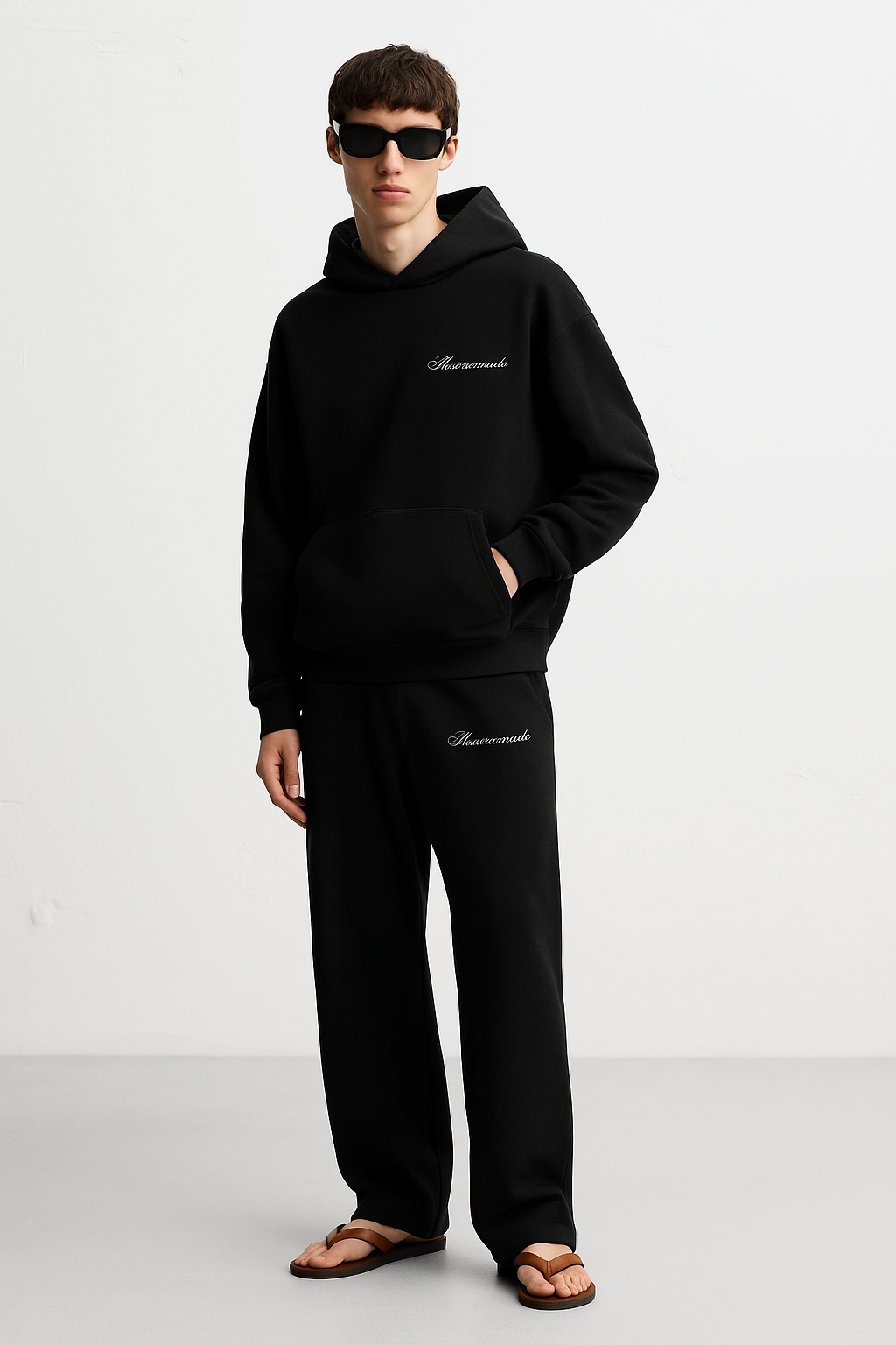 Oversized Hoodie (Heavy weight) 420 gsm